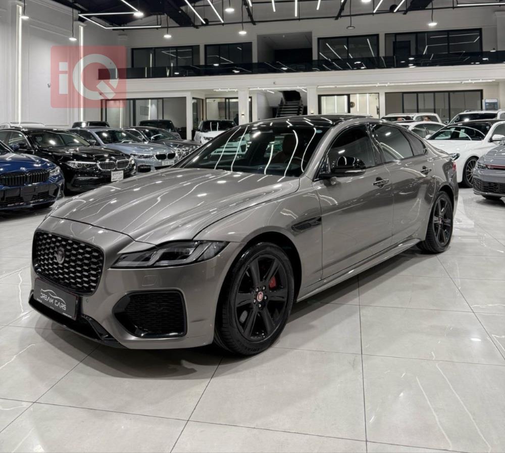جاگوار XF